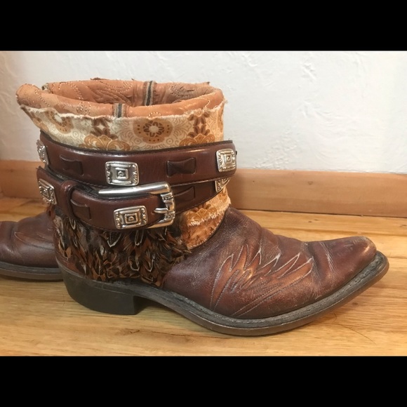 Repurposed leather boots - Picture 3 of 3